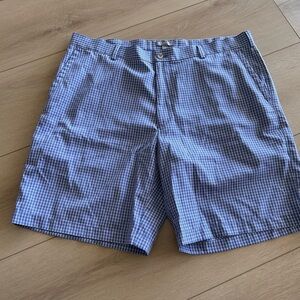 Peter Millar Featherweight Golf Shorts Mens 40 Blue Check Nylon Blend Flat Front
